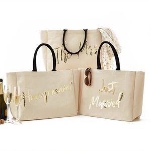 JUST MARRIED BEACH TOTE WITH SEQUIN EMBROIDERY